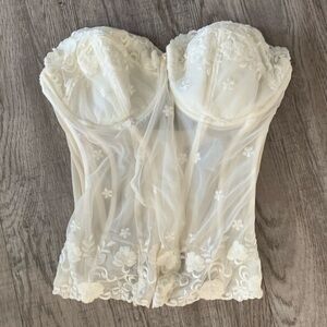 Felina lingerie floral sheer white Bustier size 36 D